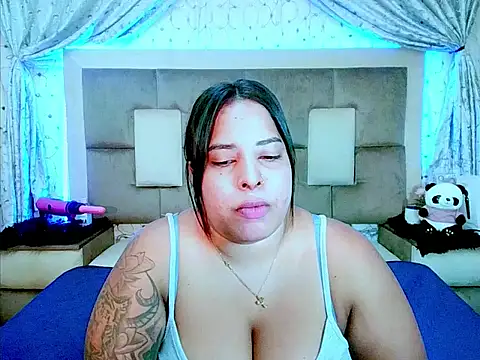 Snapshot of indiantopaz694u chatting on 11-20-25, 04:45 indiantopaz694u online show from 11-20-25, 04:45