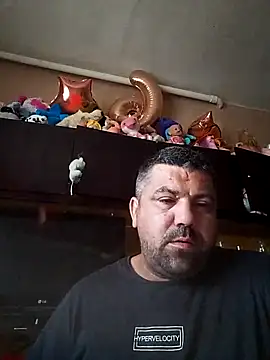 Snapshot of Alexander18edd chatting on 09-20-25, 06:03 Alexander18edd online show from 09-20-25, 06:03