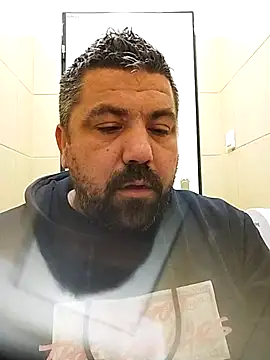 Snapshot of Alexander18edd chatting on 10-03-25, 11:29 Alexander18edd online show from 10-03-25, 11:29