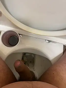 Snapshot of Alexander18edd chatting on 10-28-25, 07:01 Alexander18edd online show from 10-28-25, 07:01