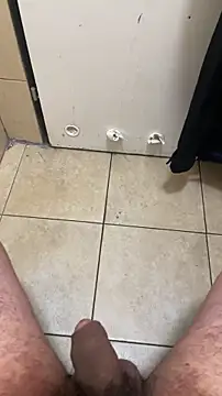 Snapshot of Alexander18edd chatting on 12-02-25, 01:39 Alexander18edd online show from 12-02-25, 01:39