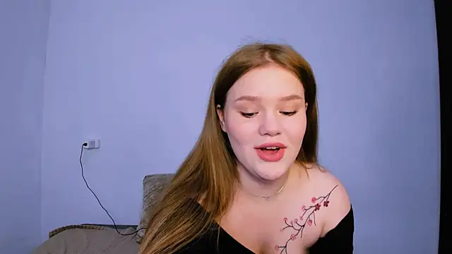 LaseyMoon online show from 01-14-26, 01:44