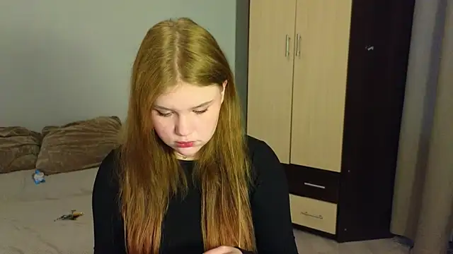 LaseyMoon online show from 02-05-26, 02:05