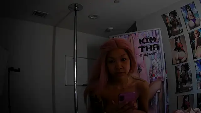 Snapshot of princesskimamii chatting on 10-24-25, 06:48 princesskimamii online show from 10-24-25, 06:48