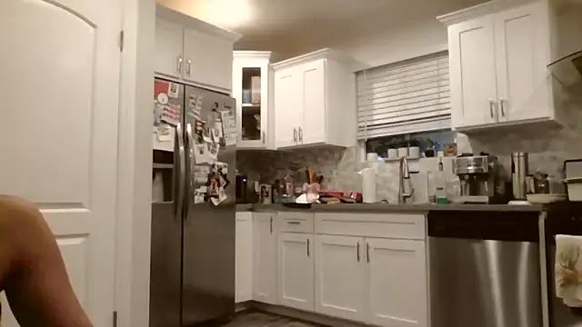 Snapshot of princesskimamii chatting on 11-21-25, 05:28 princesskimamii online show from 11-21-25, 05:28