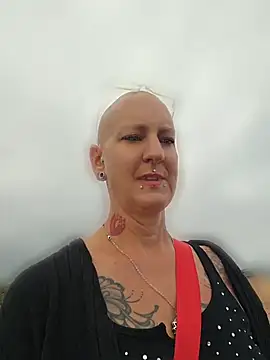 Emma Milf25 online show from 04-30-26, 05:19