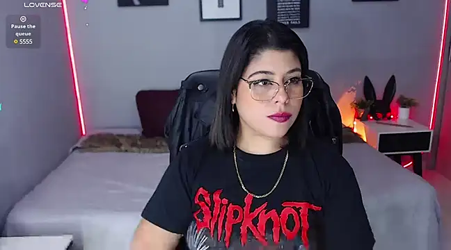 Veronika metal online show from 02-24-25, 05:42