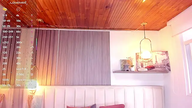 Snapshot of Nicoll_Evans_ chatting on 10-09-25, 01:09 Nicoll Evans  online show from 10-09-25, 01:09