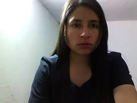 Snapshot of Escarcha-blue chatting on 02-28-25, 09:23 Escarcha-blue online show from 02-28-25, 09:23