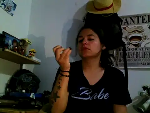 Snapshot of Escarcha-blue chatting on 03-03-25, 04:03 Escarcha-blue online show from 03-03-25, 04:03