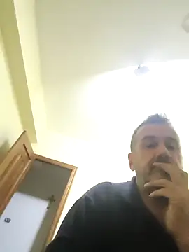 Snapshot of Andros1975 chatting on 10-06-25, 06:49 Andros1975 online show from 10-06-25, 06:49