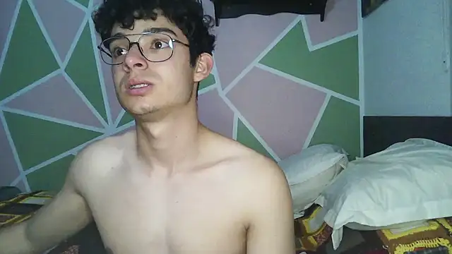 Snapshot of Jacktowell_ chatting on 09-21-25, 03:41 Jacktowell  online show from 09-21-25, 03:41