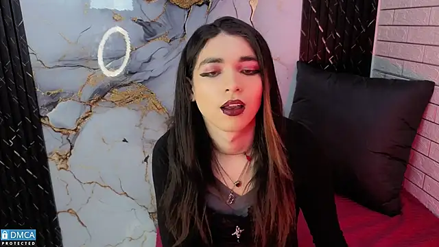 MaeveKuro online show from 04-15-26, 01:56