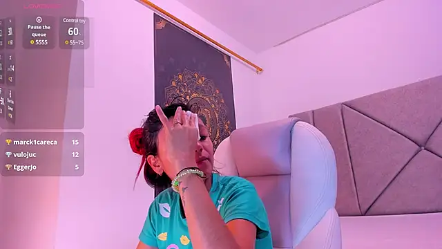 Snapshot of gime_lara chatting on 03-05-25, 07:06 gime lara online show from 03-05-25, 07:06