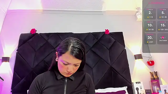 Snapshot of celeste_star0 chatting on 09-10-25, 12:38 celeste star0 online show from 09-10-25, 12:38