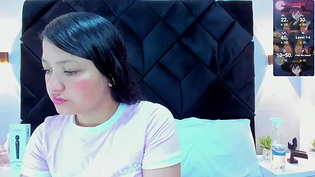 Snapshot of celeste_star0 chatting on 10-21-25, 12:50 celeste star0 online show from 10-21-25, 12:50