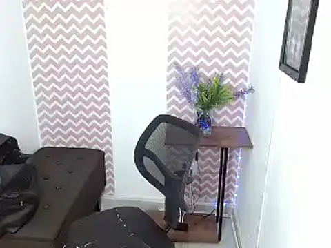 dayanacarson online show from 05-18-26, 03:18