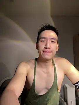 Snapshot of Hon1069 chatting on 03-16-25, 04:23 Hon1069 online show from 03-16-25, 04:23