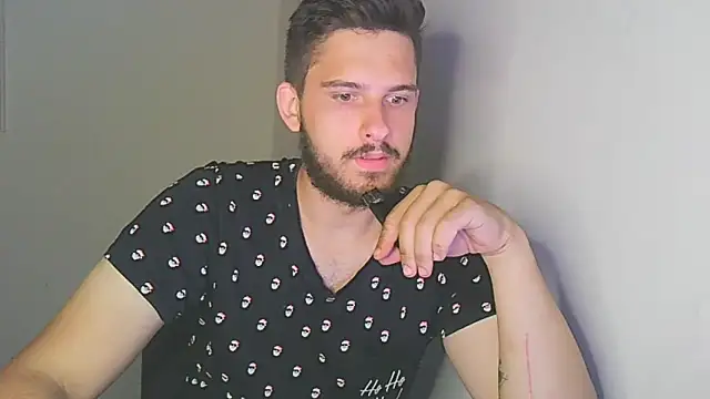 Lumut24 online show from 09-18-25, 05:26