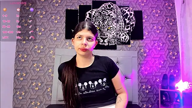 Nicolane Palmer online show from 03-15-25, 01:29