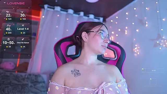 Snapshot of issa_monterrey chatting on 11-06-25, 09:59 issa monterrey online show from 11-06-25, 09:59