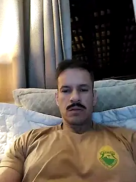 Snapshot of juniortche1313 chatting on 02-26-25, 03:10 juniortche1313 online show from 02-26-25, 03:10