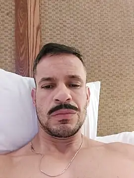 Snapshot of juniortche1313 chatting on 09-20-25, 03:18 juniortche1313 online show from 09-20-25, 03:18