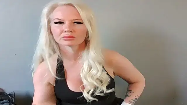 Blonde-Grace online show from 05-12-26, 02:58