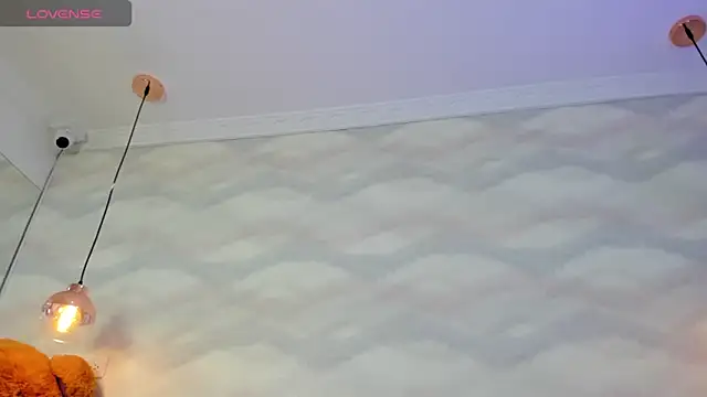 zephyra-angels online show from 09-30-25, 03:22