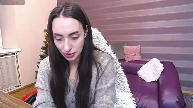 JenniferStone online show from 12-22-25, 08:11