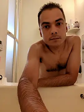 Snapshot of galhegol chatting on 11-17-25, 12:33 galhegol online show from 11-17-25, 12:33