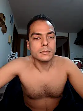 Snapshot of galhegol chatting on 03-20-26, 12:48 galhegol online show from 03-20-26, 12:48