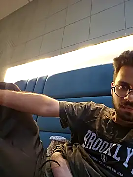 Snapshot of ayush292000 chatting on 09-16-25, 04:41 ayush292000 online show from 09-16-25, 04:41