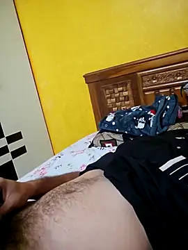 Snapshot of ayush292000 chatting on 12-14-25, 08:02 ayush292000 online show from 12-14-25, 08:02