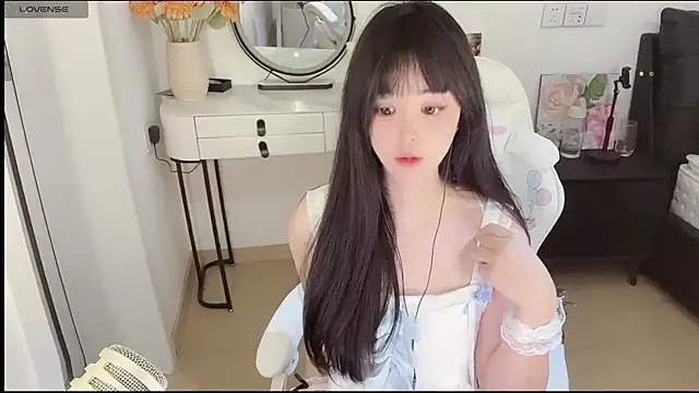 Milla-z online show from 03-20-25, 07:25