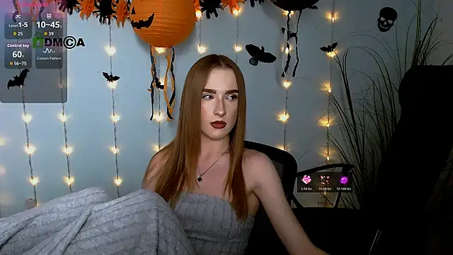 doll vey online show from 10-26-25, 01:22