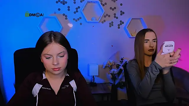 Snapshot of doll_vey chatting on 11-24-25, 07:57 doll vey online show from 11-24-25, 07:57