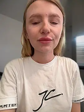 EvaBrooklyn online show from 03-13-25, 03:33