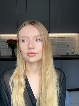 EvaBrooklyn online show from 03-13-25, 06:37