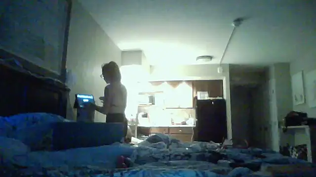 Snapshot of JerseyGem chatting on 10-06-25, 01:47 JerseyGem online show from 10-06-25, 01:47