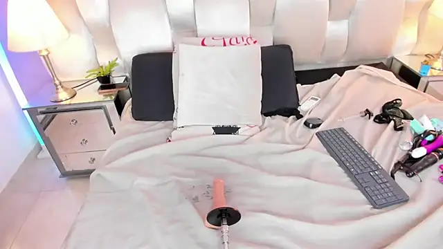 megan loviitz online show from 04-19-26, 06:10