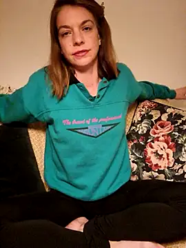 Snapshot of Rosemarie_Blu chatting on 03-04-25, 11:32 Rosemarie Blu online show from 03-04-25, 11:32