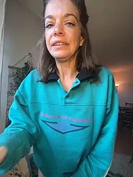 Snapshot of Rosemarie_Blu chatting on 11-15-25, 07:38 Rosemarie Blu online show from 11-15-25, 07:38