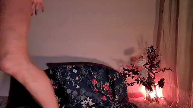 Snapshot of Rosemarie_Blu chatting on 01-17-26, 06:29 Rosemarie Blu online show from 01-17-26, 06:29