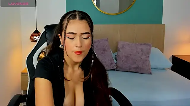 Snapshot of dulce_victoriaa_ chatting on 02-28-25, 01:36 dulce victoriaa online show from 02-28-25, 01:36