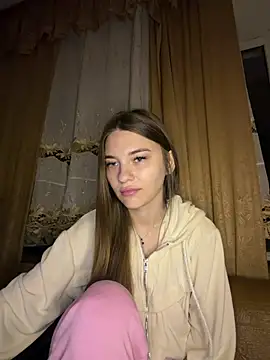 MrrKate online show from 05-12-26, 01:03