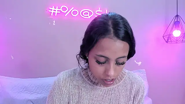 Snapshot of alahia_betancurx chatting on 03-07-25, 11:40 alahia betancurx online show from 03-07-25, 11:40