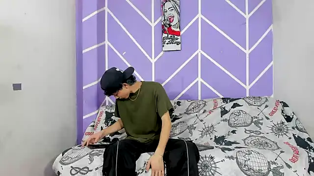 Maxxi hot23 online show from 10-10-25, 07:46