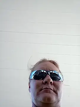 wetnwildforyou online show from 10-24-25, 04:03