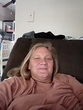 wetnwildforyou online show from 11-30-25, 04:55